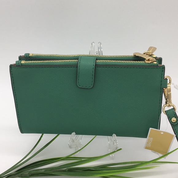 MK Jet Set Travel LG Double Zip Wristlet Wallet - Picture 4 of 8